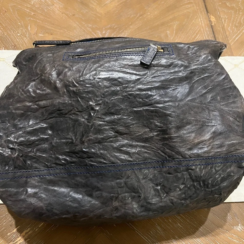 Givenchy Pandora Tumbled Sheepskin Sling - Picture 3 of 10